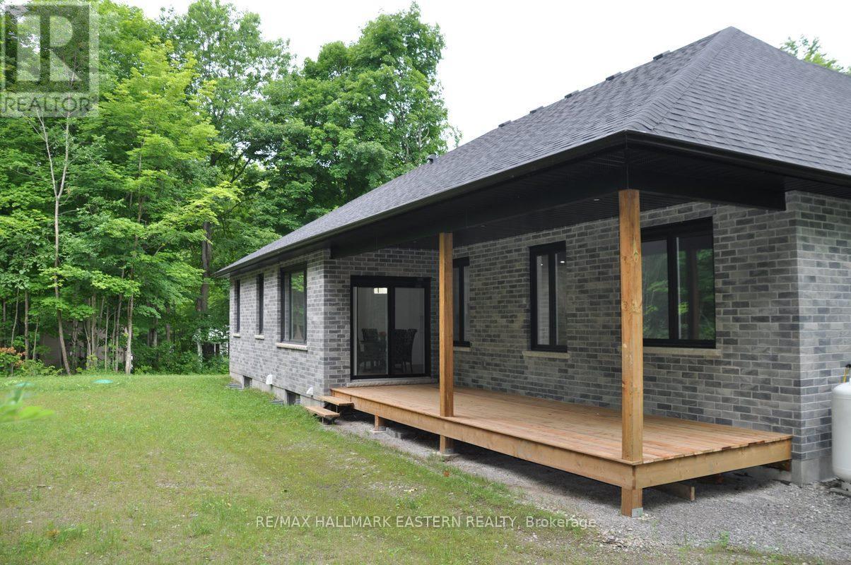 11 Maplewood Court, Galway-Cavendish And Harvey, Ontario  K0L 1J0 - Photo 39 - X8389812