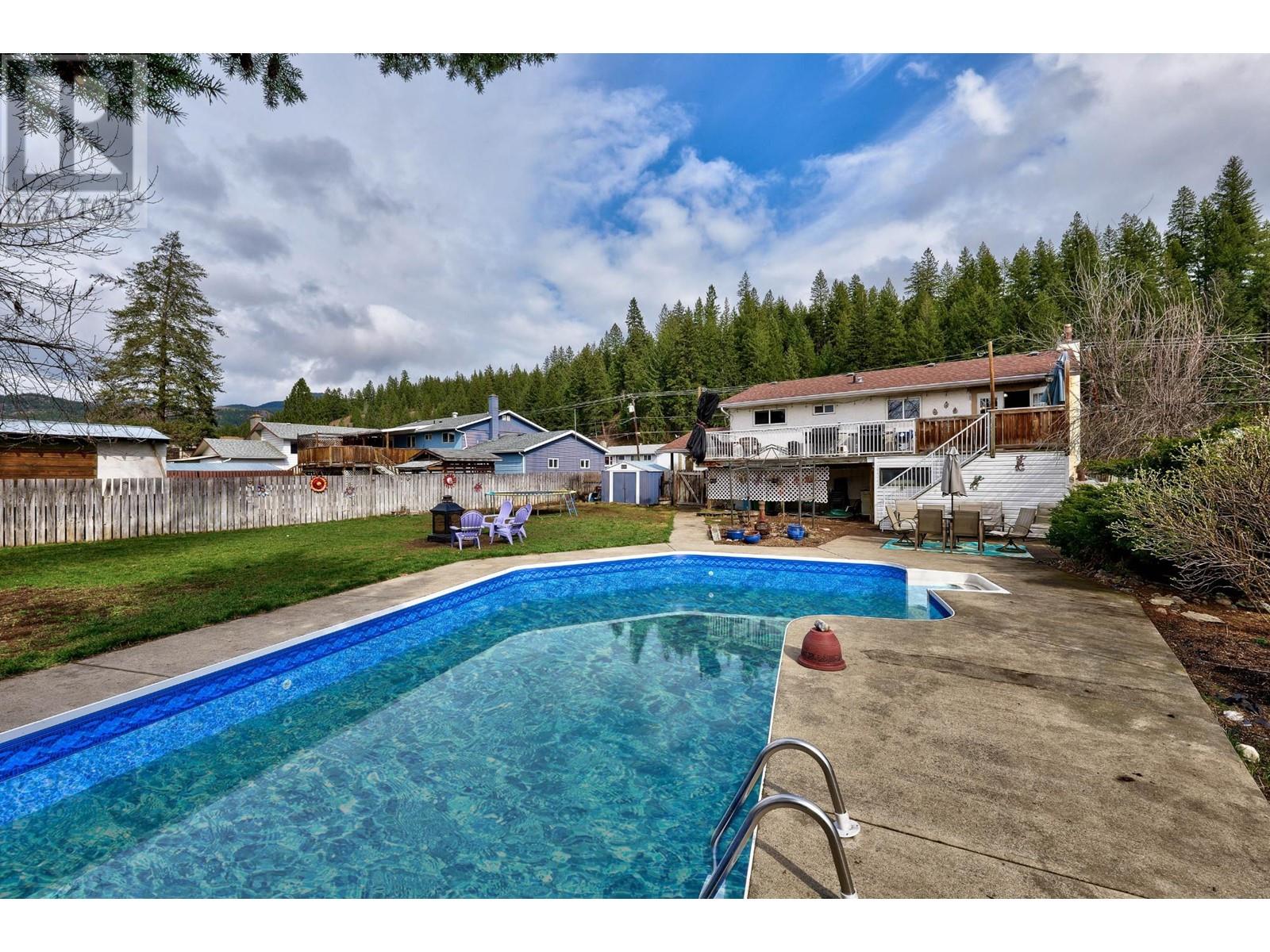 4683 BIRCH LANE, barriere, British Columbia