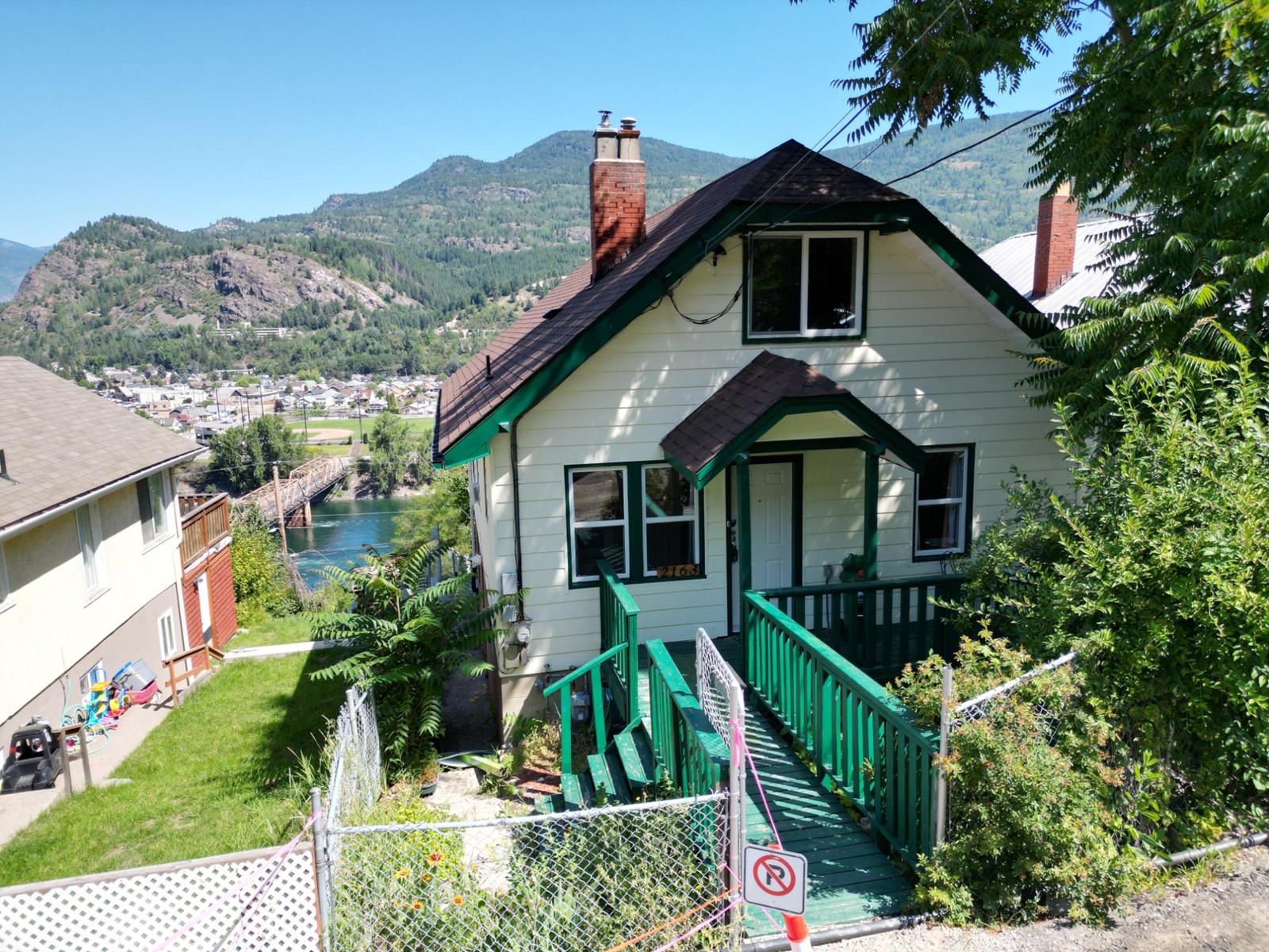 2163 DANIEL STREET, trail, British Columbia