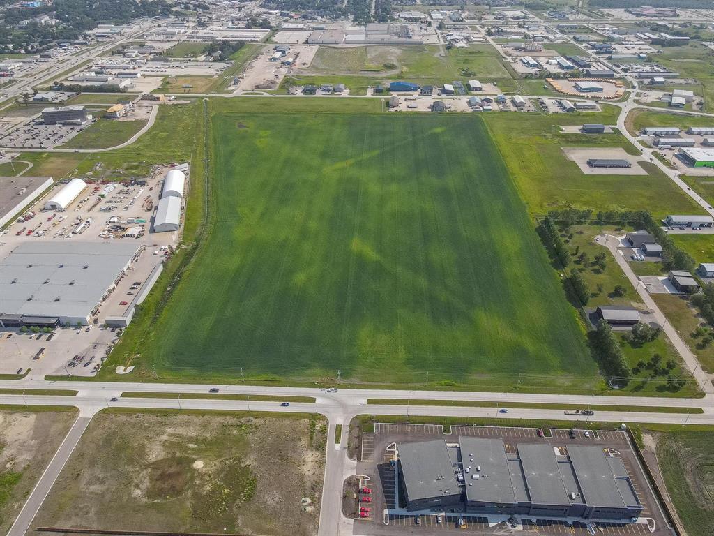 0 Park Road W, Steinbach, Manitoba  R5G 1A1 - Photo 1 - 202416745