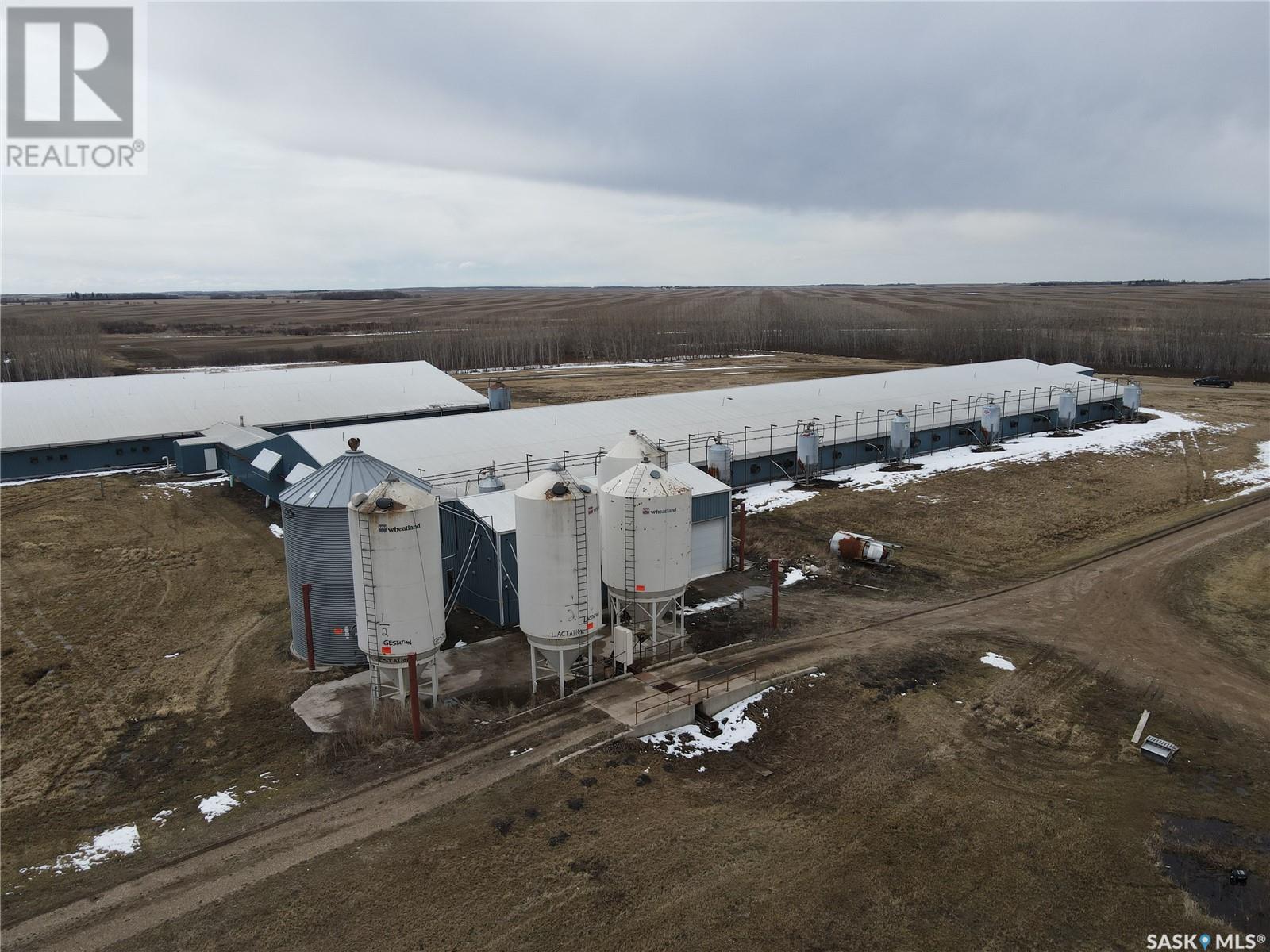 Kelsey Barn, Star City Rm No. 428, Saskatchewan  S0E 2A0 - Photo 3 - SK976836