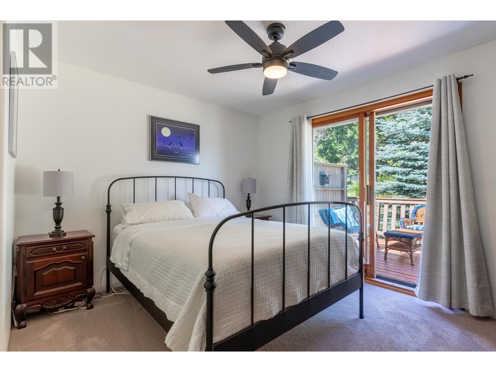 5300 Sunrise Drive, Kamloops, British Columbia   - Photo 12 - 179883