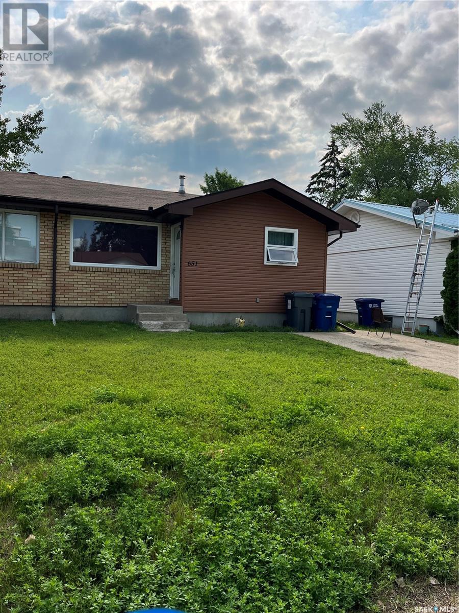 651 Donald STREET, esterhazy, Saskatchewan