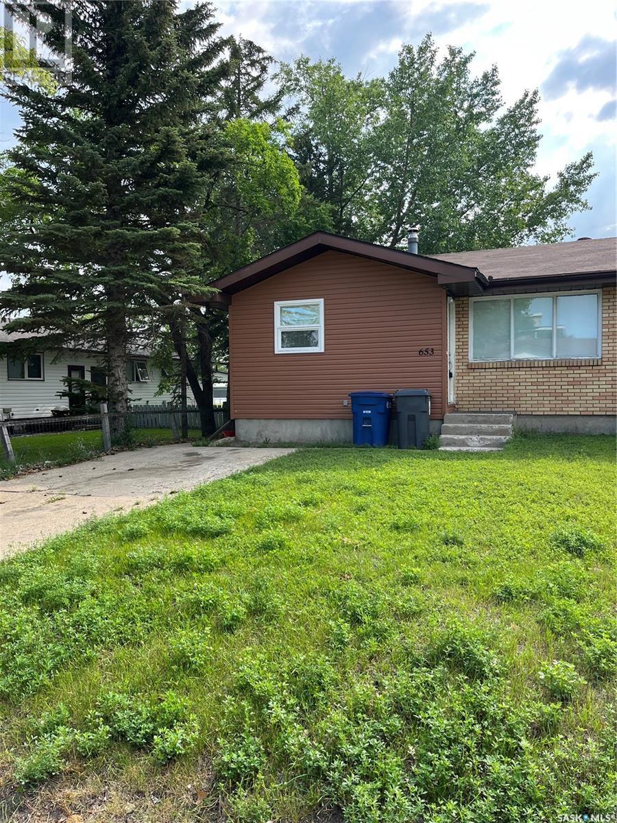 653 Donald STREET, esterhazy, Saskatchewan