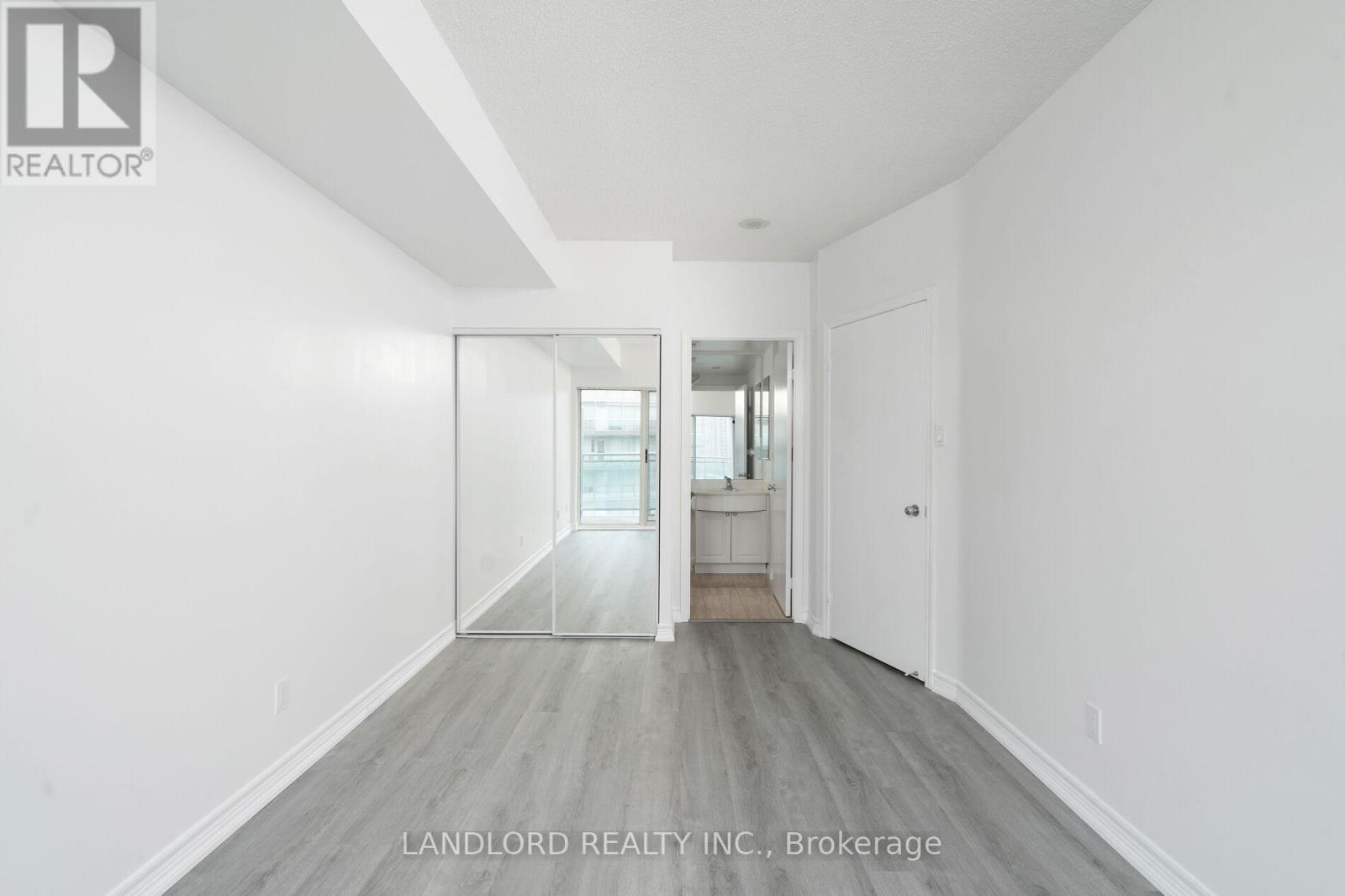 1005 - 600 Queens Quay W, Toronto (Waterfront Communities), Ontario  M5V 3M3 - Photo 21 - C9040694