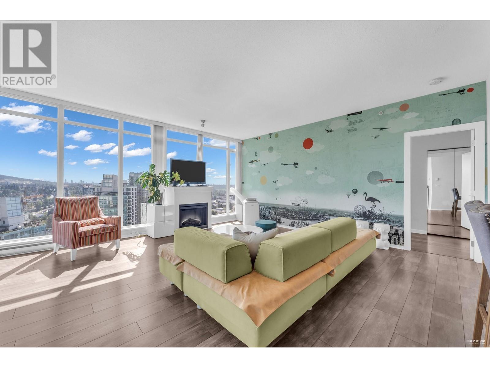 Listing Picture 11 of 38 : 3303 2133 DOUGLAS ROAD, Burnaby / 本拿比 - 魯藝地產 Yvonne Lu Group - MLS Medallion Club Member