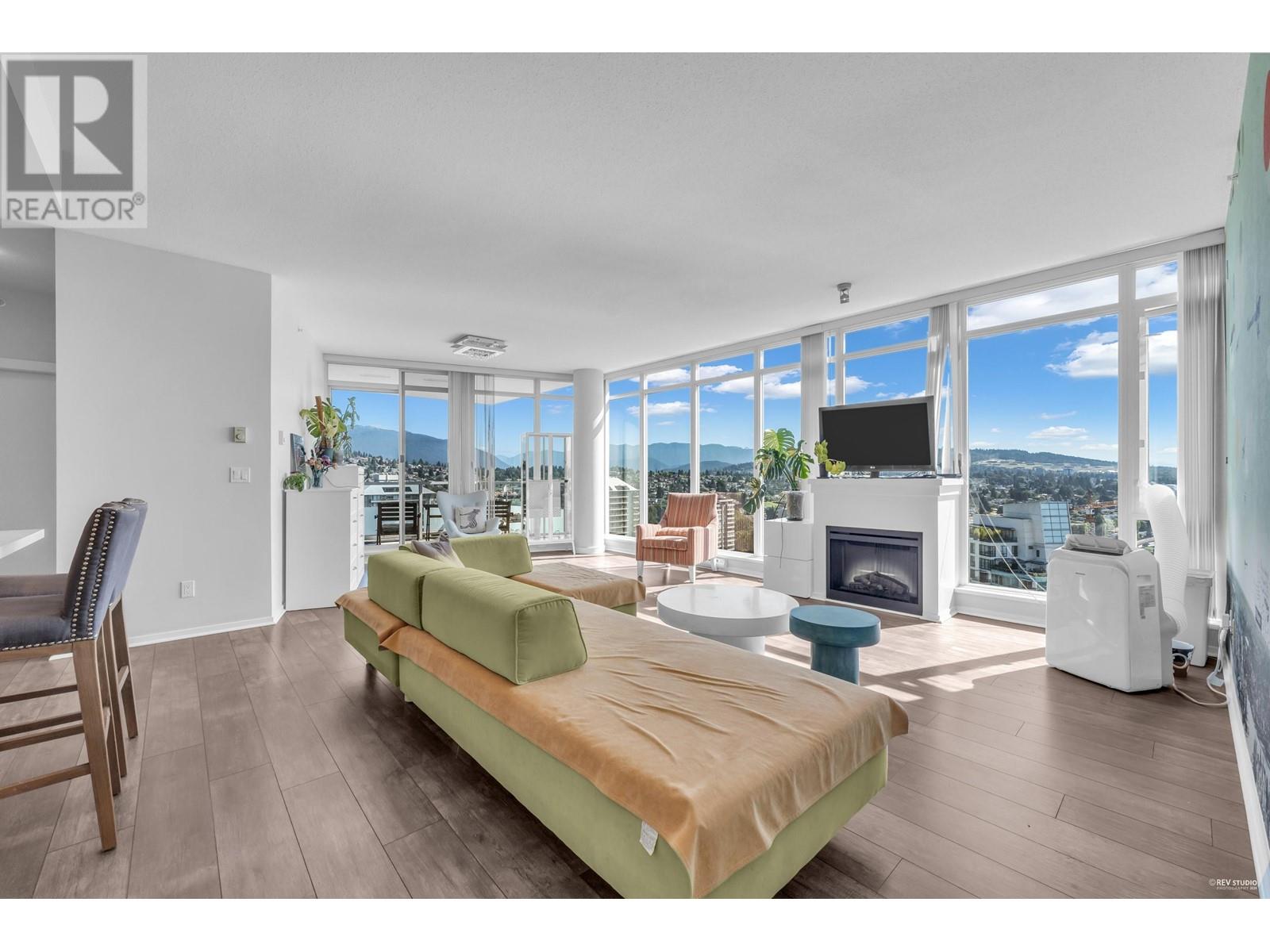 Listing Picture 12 of 38 : 3303 2133 DOUGLAS ROAD, Burnaby / 本拿比 - 魯藝地產 Yvonne Lu Group - MLS Medallion Club Member