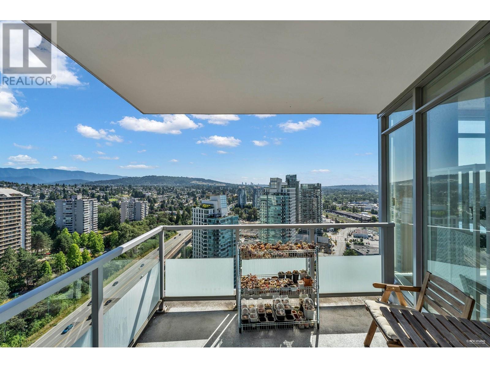 Listing Picture 29 of 38 : 3303 2133 DOUGLAS ROAD, Burnaby / 本拿比 - 魯藝地產 Yvonne Lu Group - MLS Medallion Club Member