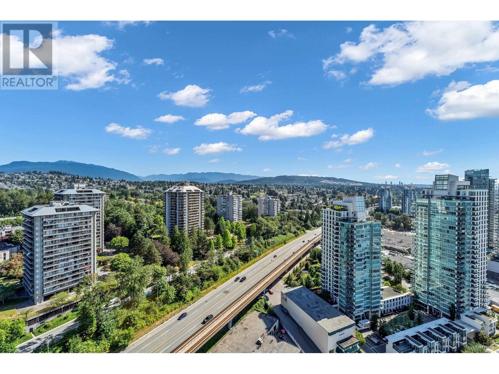 Listing Picture 30 of 38 : 3303 2133 DOUGLAS ROAD, Burnaby / 本拿比 - 魯藝地產 Yvonne Lu Group - MLS Medallion Club Member