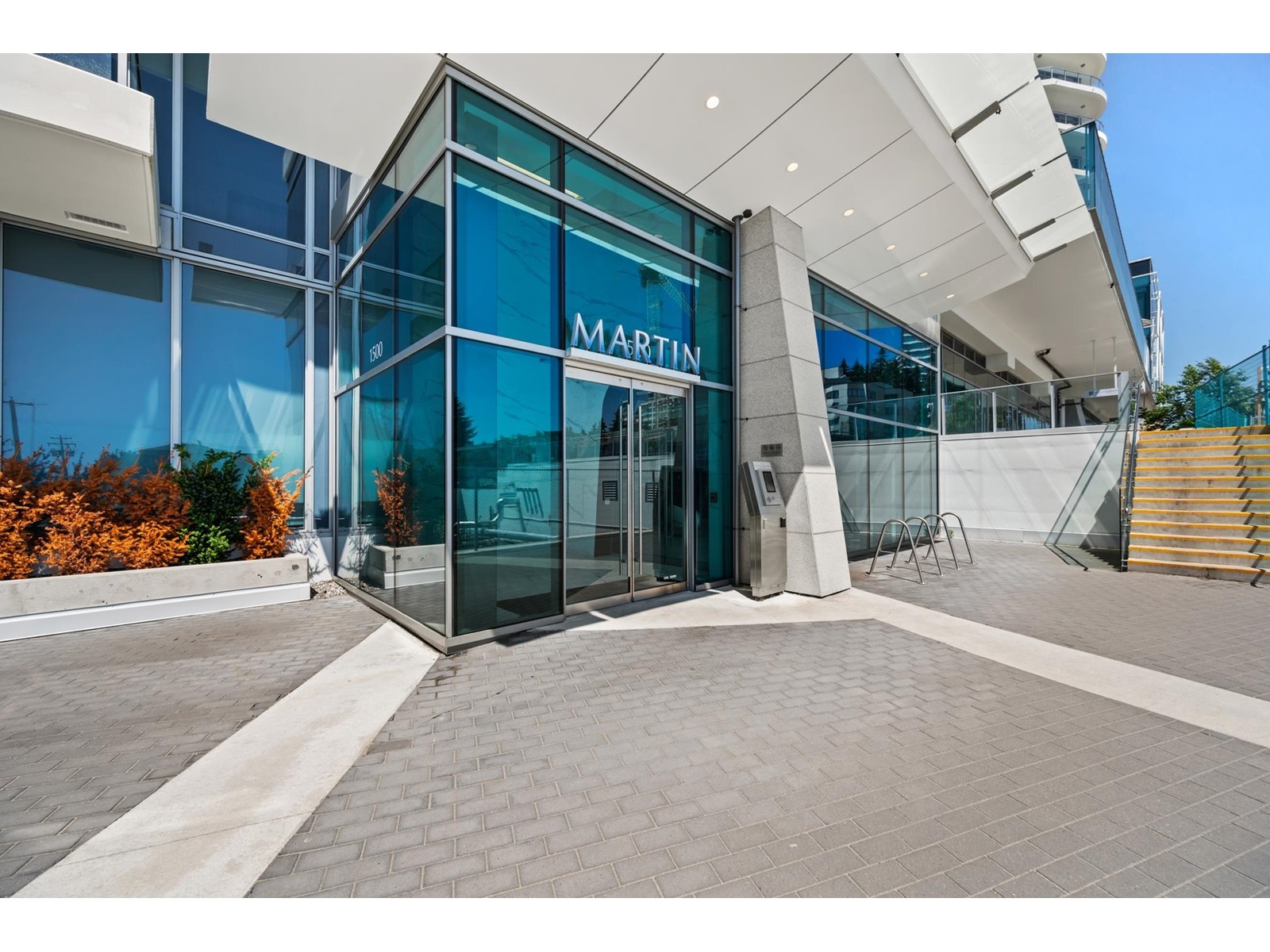 1601 1500 Martin Street, Surrey, British Columbia  V4B 0C2 - Photo 3 - R2906043
