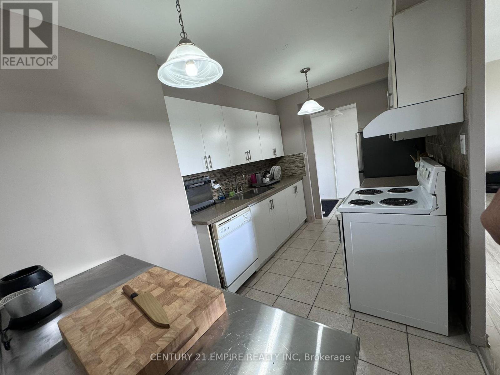 503 - 2825 Islington Avenue, Toronto (Humber Summit), Ontario  M9L 2K1 - Photo 7 - W9030811