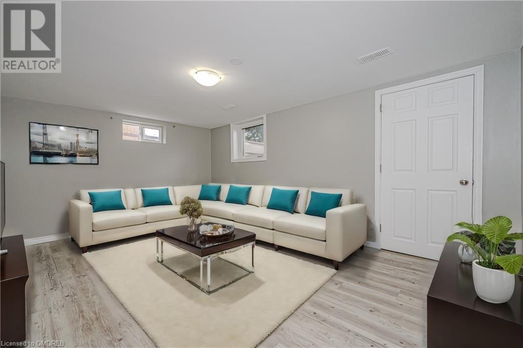 Image of property at 16 HUNTINGTON Avenue