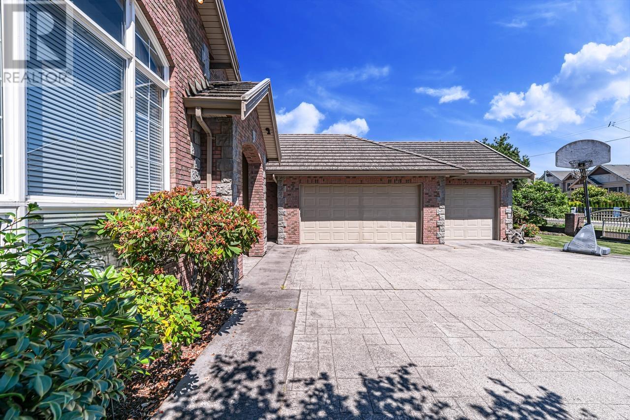 8831 Cooper Road, Richmond, British Columbia  V6Y 2M6 - Photo 2 - R2906505