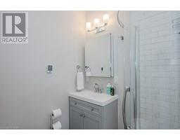 35-37 POWELL Street W