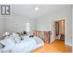 35-37 POWELL Street W