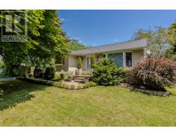 483 Walnut Crescent-16;, Burlington, Ca