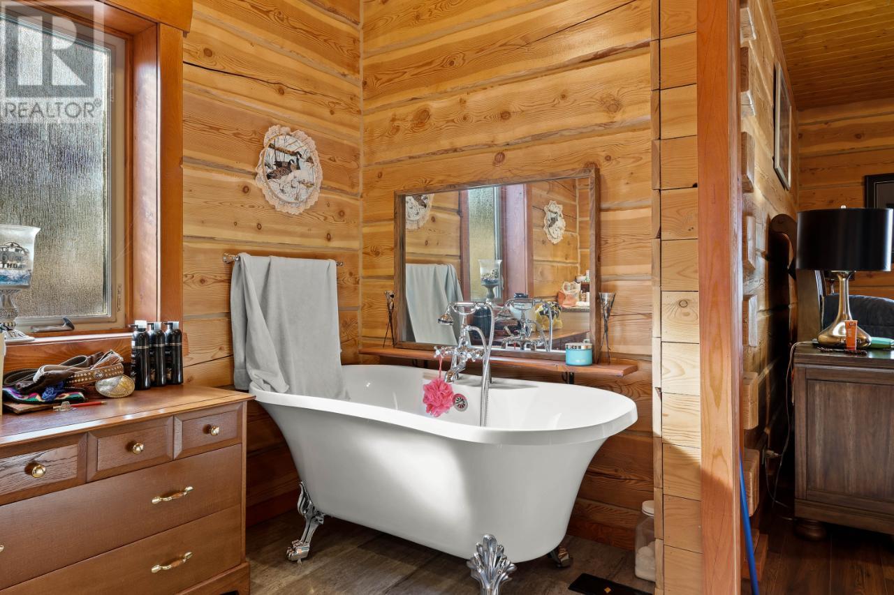 8510 Tranquille Criss Crk Road, Kamloops, British Columbia   - Photo 26 - 179901