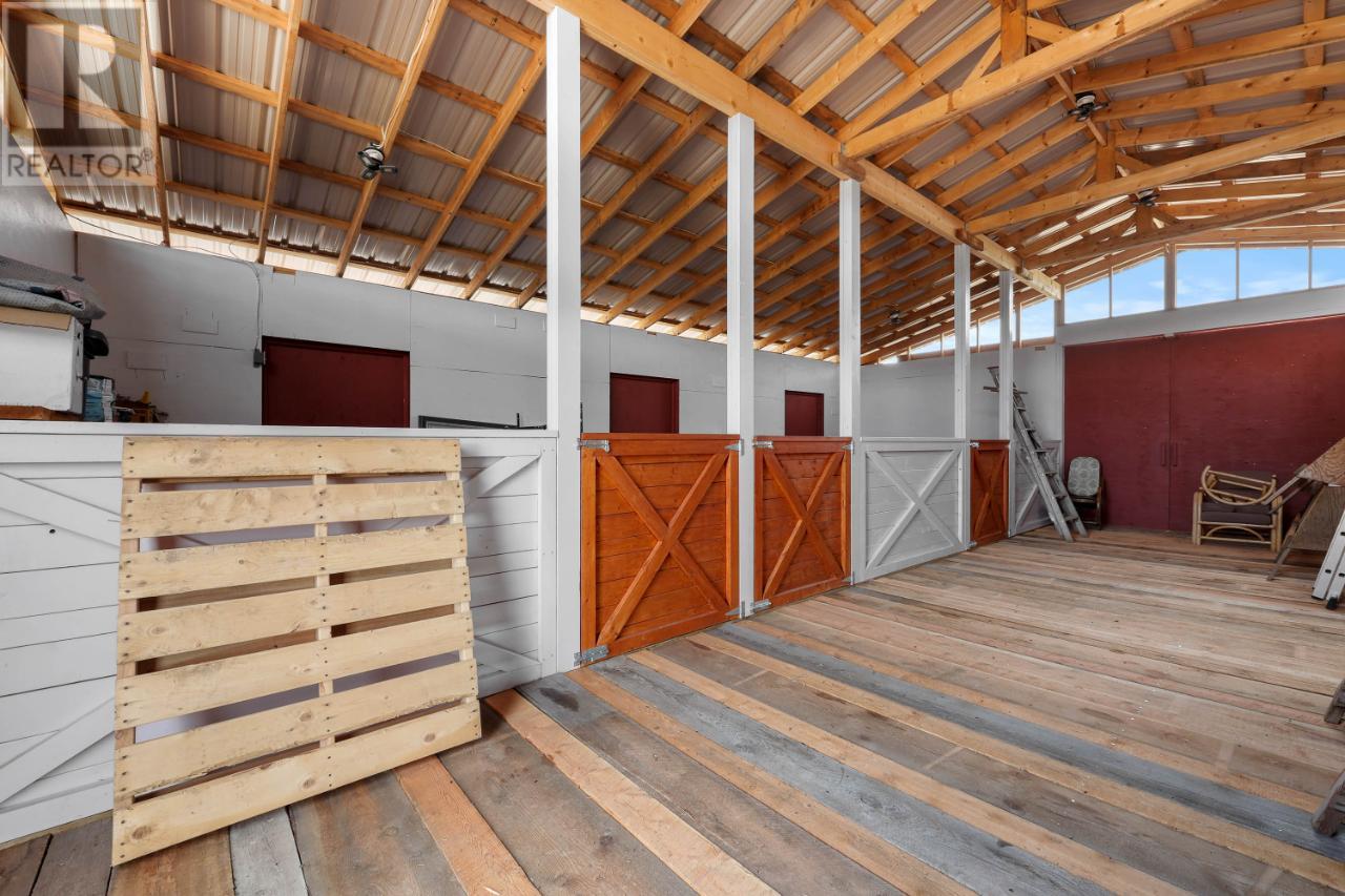 8510 Tranquille Criss Crk Road, Kamloops, British Columbia   - Photo 39 - 179901