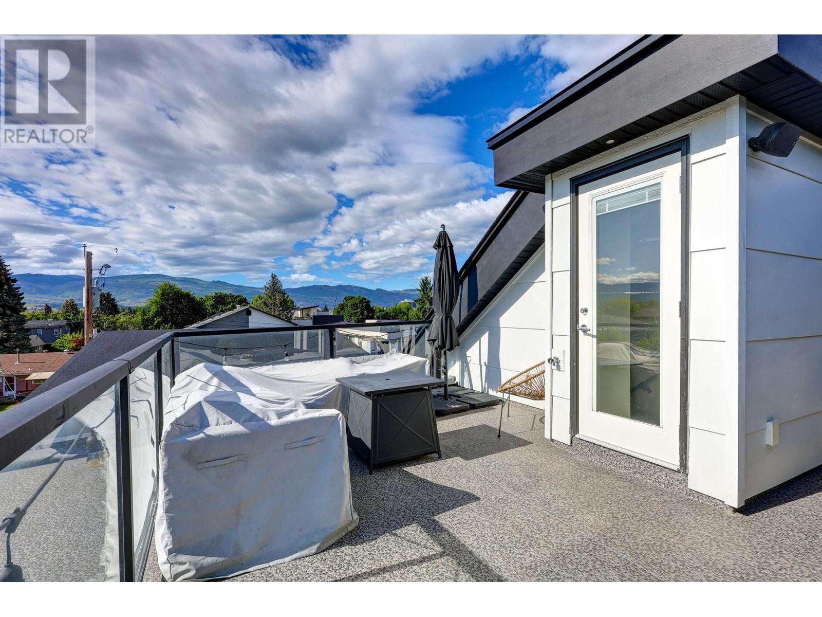 817 Rose Avenue Kelowna