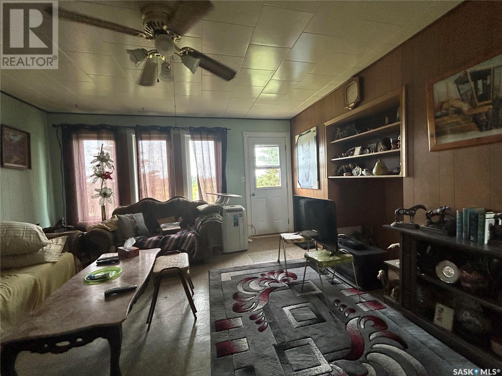 Pelly Farm, Livingston Rm No. 331, Saskatchewan  S0A 2Z0 - Photo 5 - SK976716