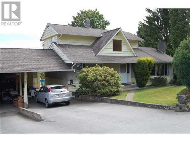Property at 961 SADDLE STREET image 4
