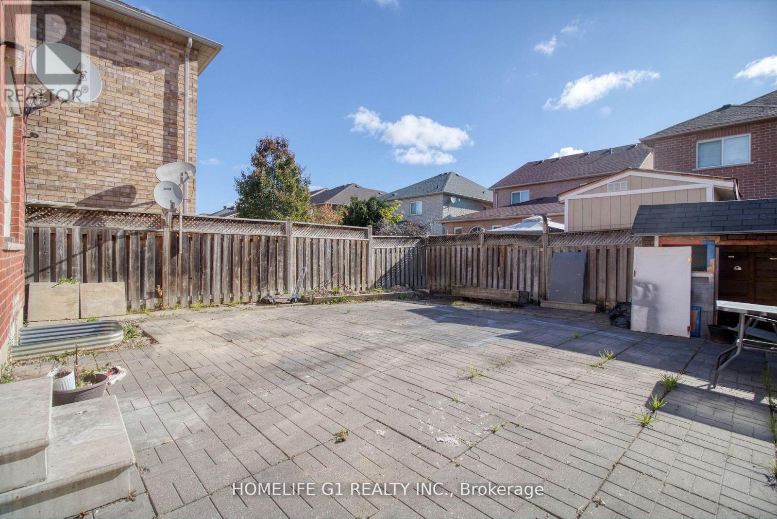 20 Trevino Crescent, Brampton (Brampton East), Ontario  L6P 1L9 - Photo 40 - W9042827