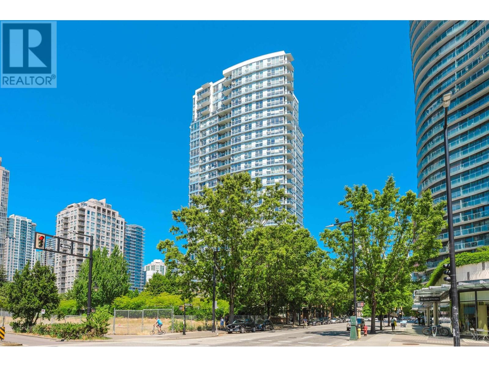 811 939 Expo Boulevard, Vancouver, British Columbia  V6Z 3G7 - Photo 1 - R2906796