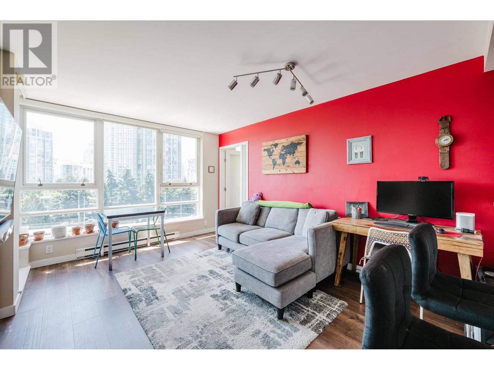 811 939 Expo Boulevard, Vancouver, British Columbia  V6Z 3G7 - Photo 4 - R2906796