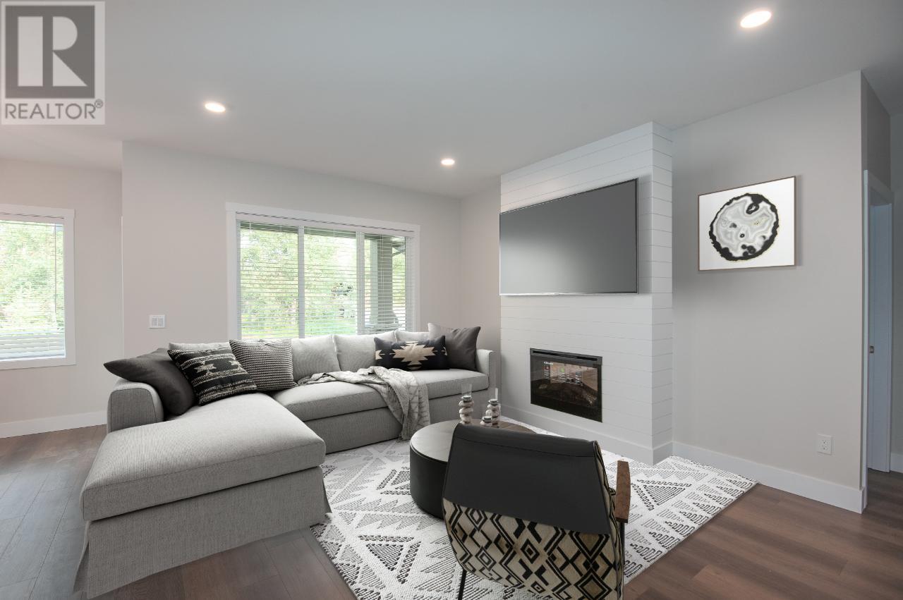 129-200 GRAND BOULEVARD, kamloops, British Columbia