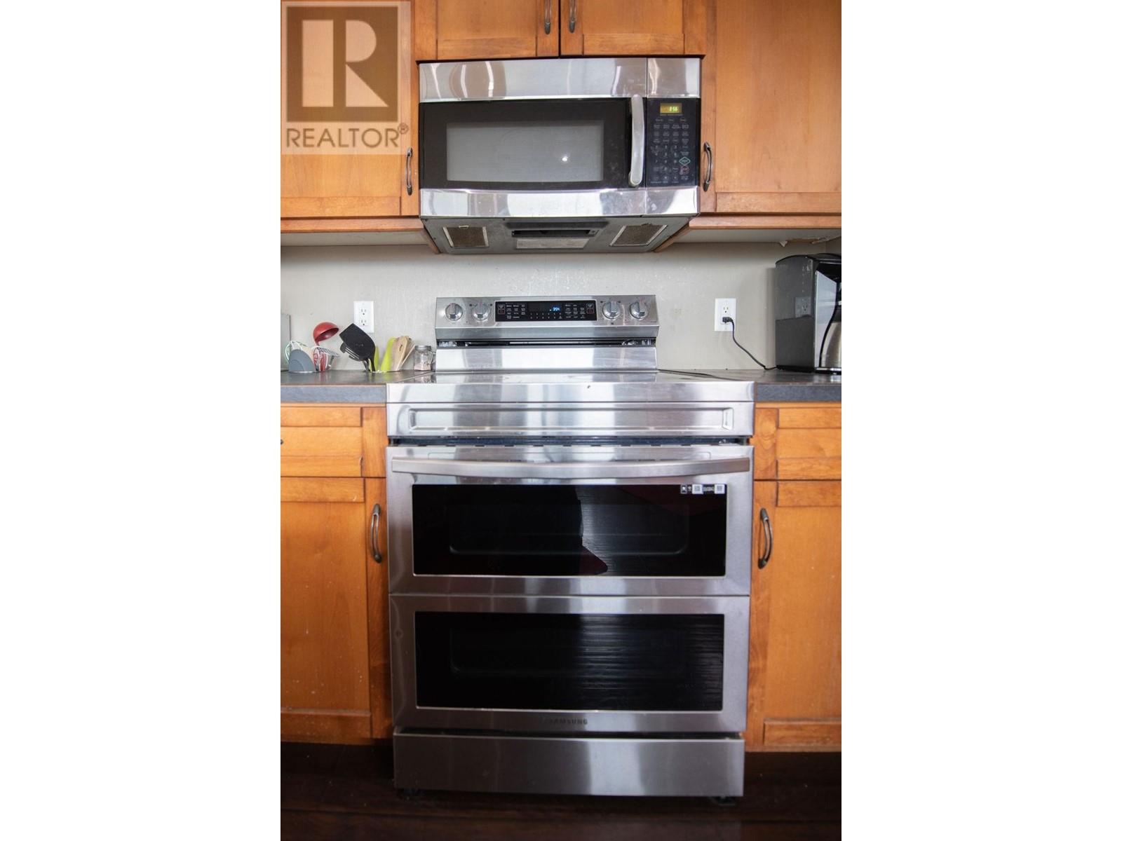 4377 Shuswap Rd, Kamloops, British Columbia  V2H 1S8 - Photo 10 - 179913