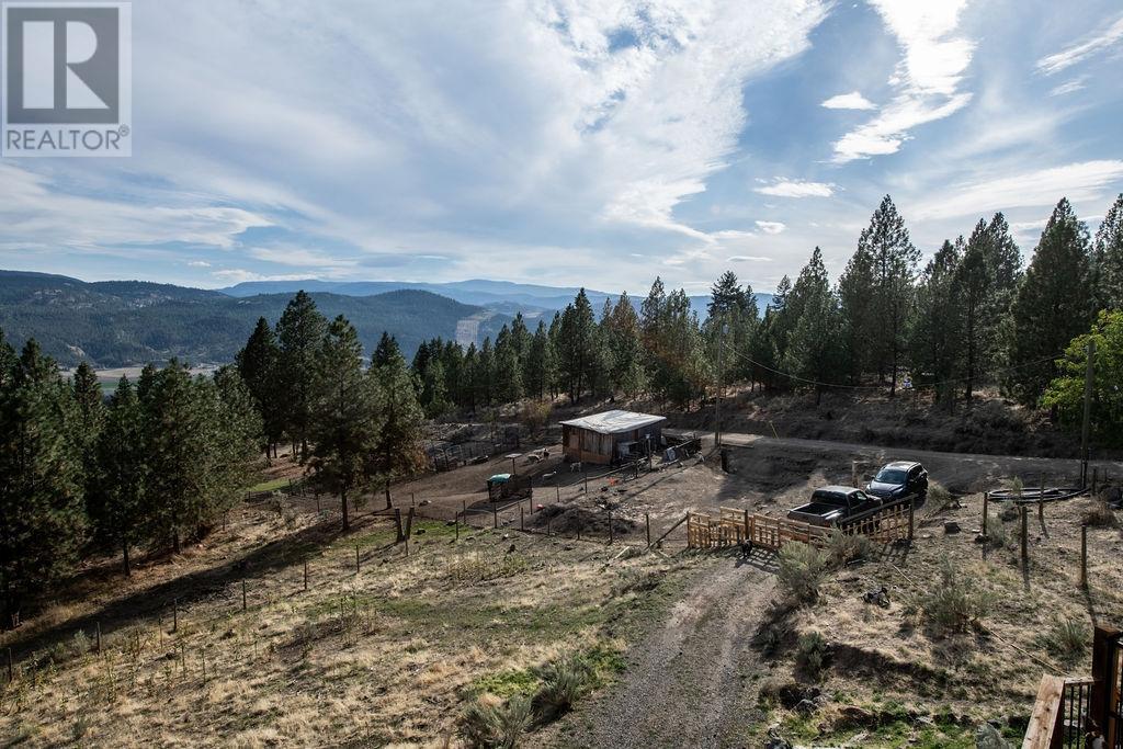 4377 Shuswap Rd, Kamloops, British Columbia  V2H 1S8 - Photo 17 - 179913