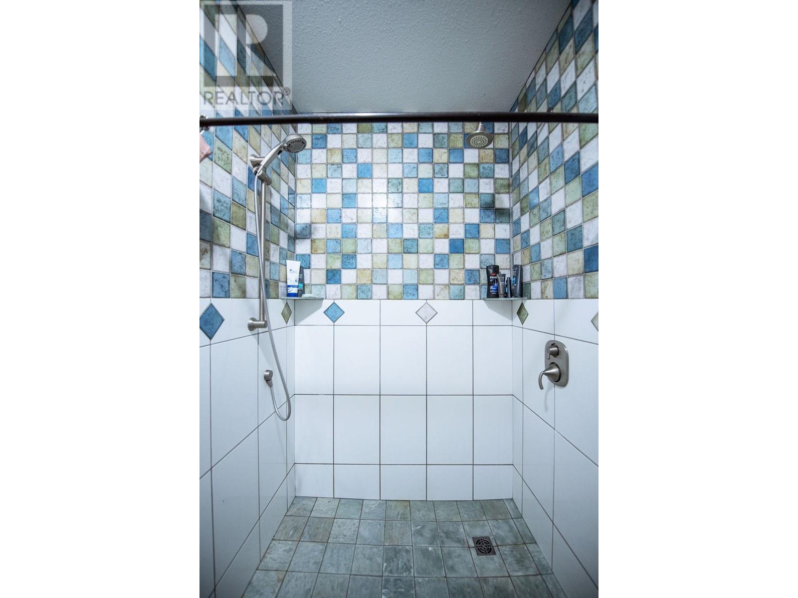 4377 Shuswap Rd, Kamloops, British Columbia  V2H 1S8 - Photo 35 - 179913