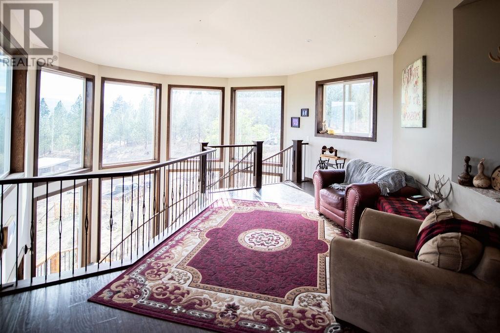 4377 Shuswap Rd, Kamloops, British Columbia  V2H 1S8 - Photo 5 - 179913