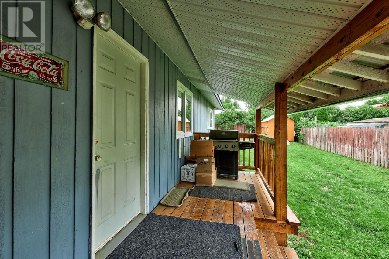 361 Robson Street, Clearwater, British Columbia  V0E 1N1 - Photo 2 - 179917