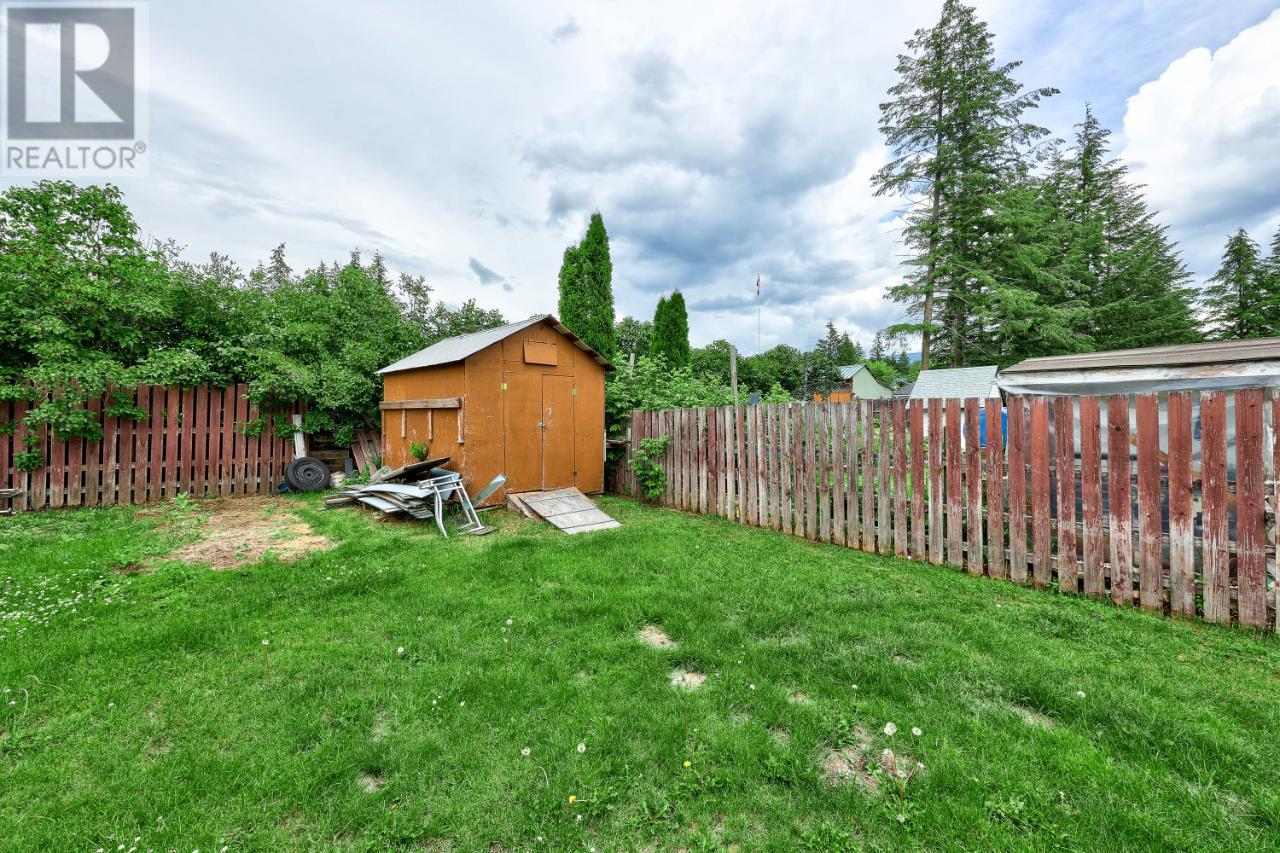 361 Robson Street, Clearwater, British Columbia  V0E 1N1 - Photo 23 - 179917