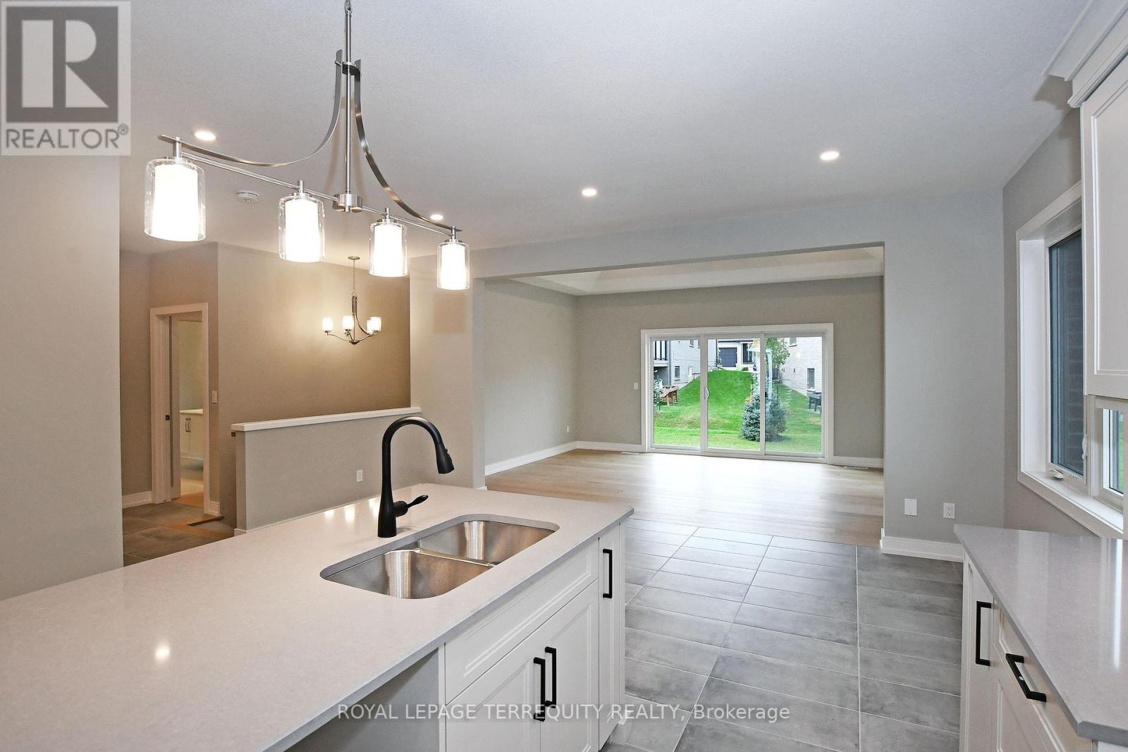 566 Old Course Trail, Welland, Ontario  L3B 6G8 - Photo 14 - X9043661