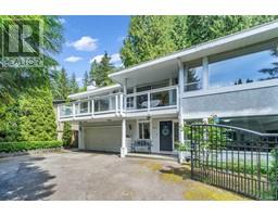 5574 Greenleaf Road, West Vancouver, Ca