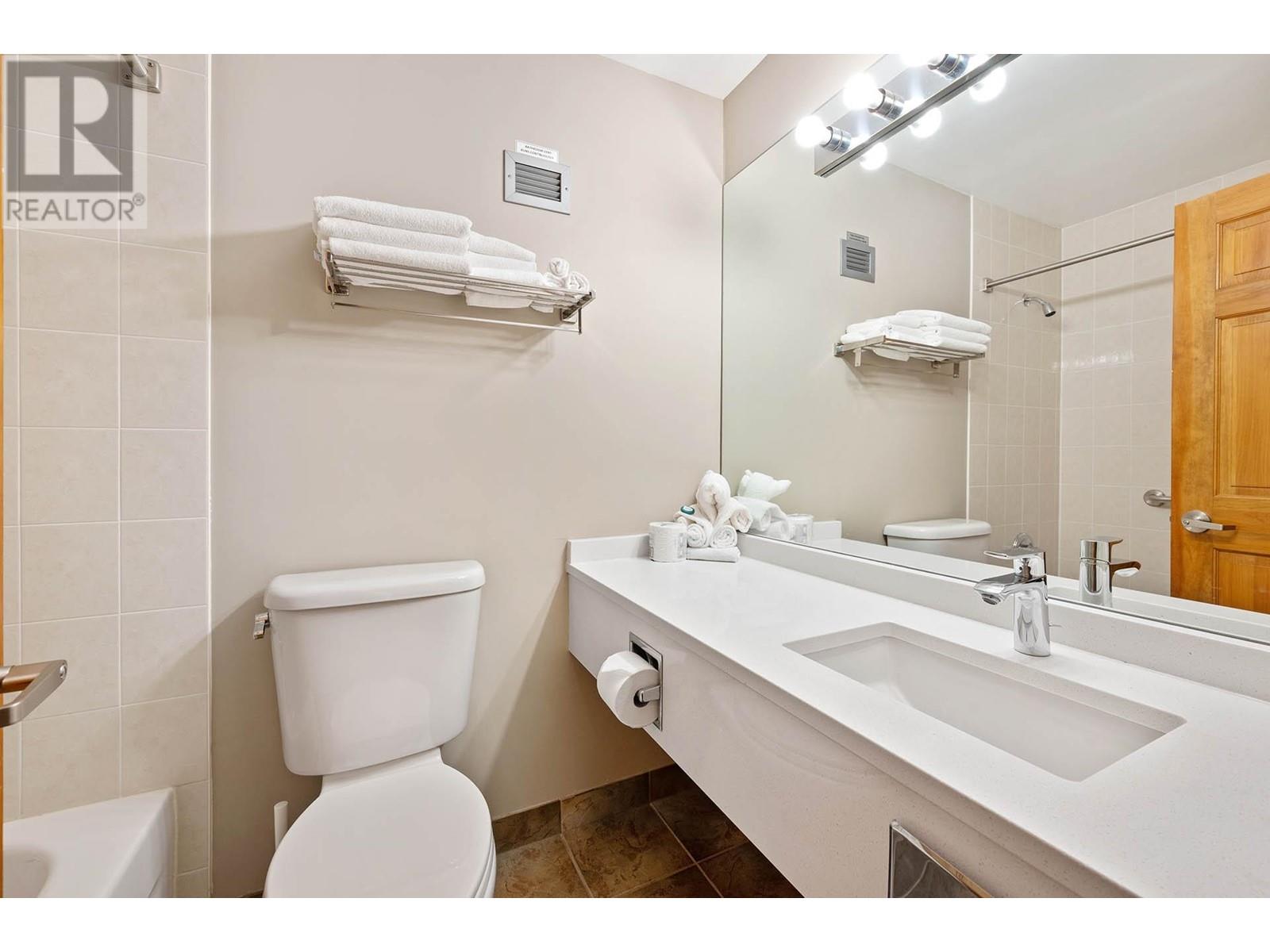 120/122-3220 Village Way, Sun Peaks, British Columbia  V0E 5N0 - Photo 17 - 179920