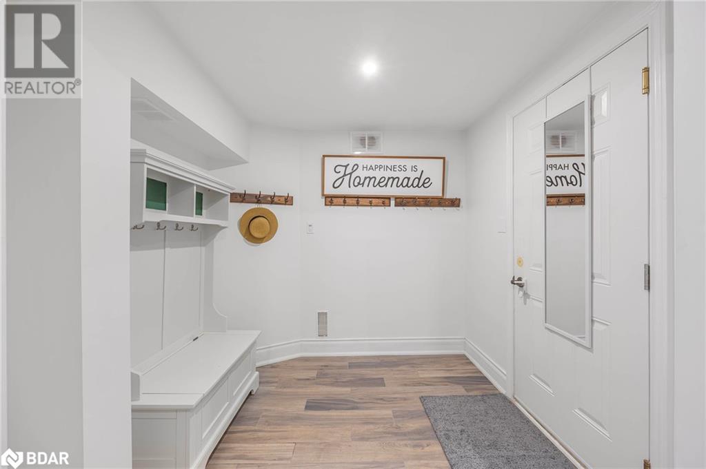 1241 Bass Lake Sideroad E, Oro-Medonte, Ontario  L0L 1T0 - Photo 4 - 40616170