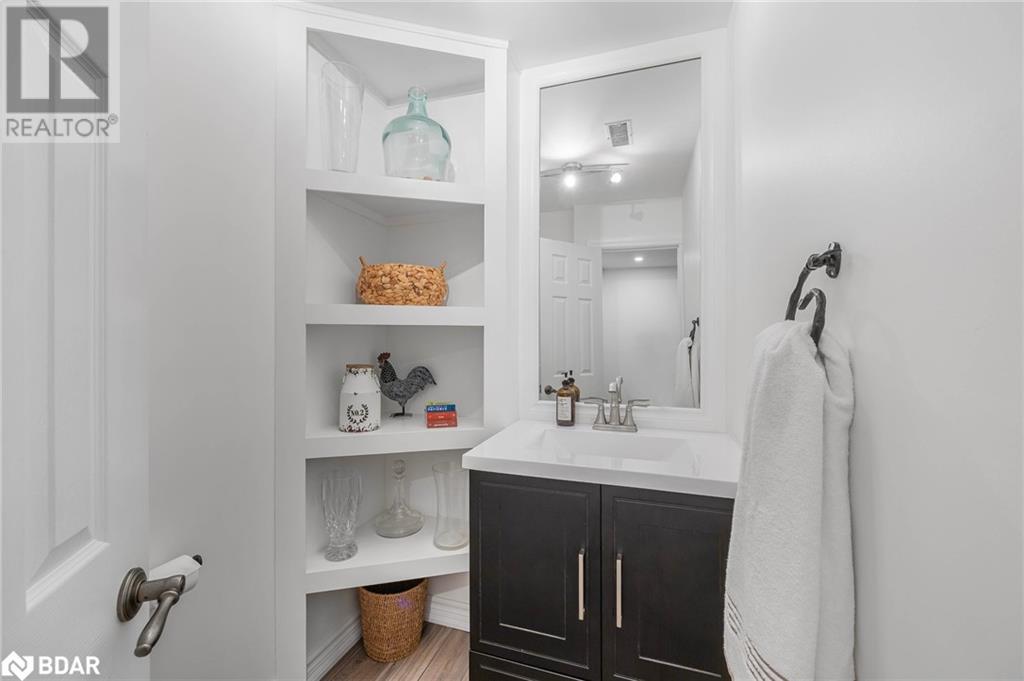 1241 Bass Lake Sideroad E, Oro-Medonte, Ontario  L0L 1T0 - Photo 9 - 40616170