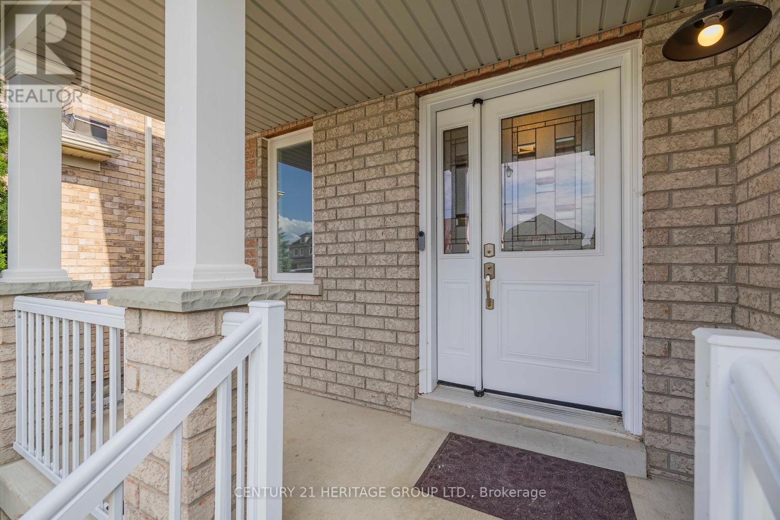 164 Donald Stewart Crescent, East Gwillimbury (Mt Albert), Ontario  L0G 1M0 - Photo 2 - N9044105