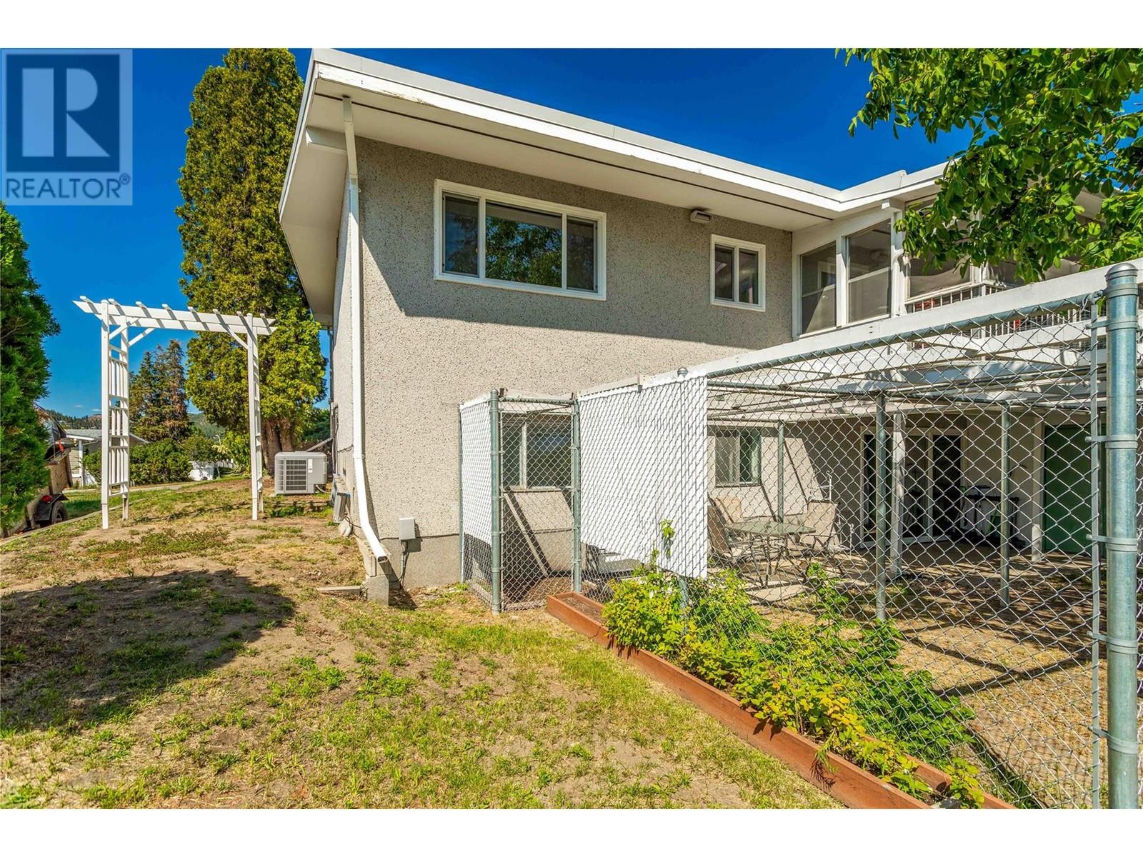 1445 Alta Vista Road, Kelowna, British Columbia  V1Y 6K9 - Photo 43 - 10319730