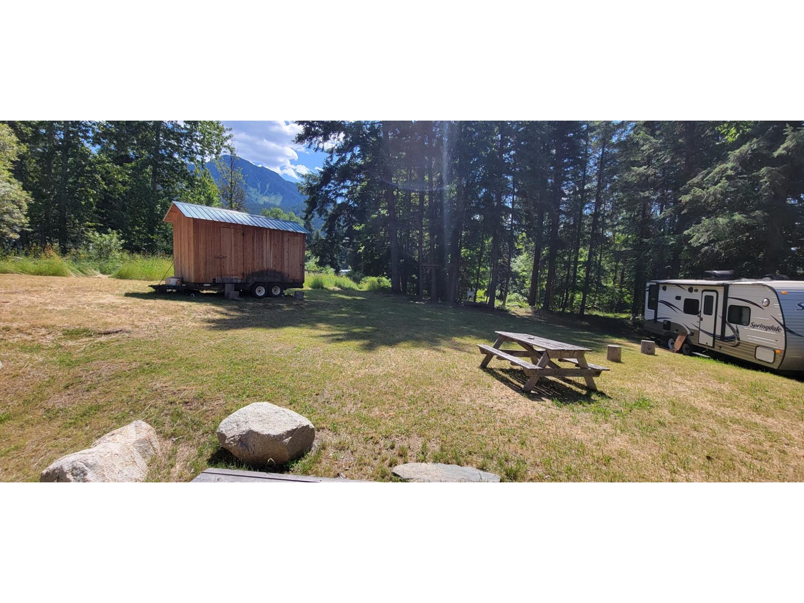 1341 Highway 31a, New Denver, British Columbia V0G 1S1 (27186841