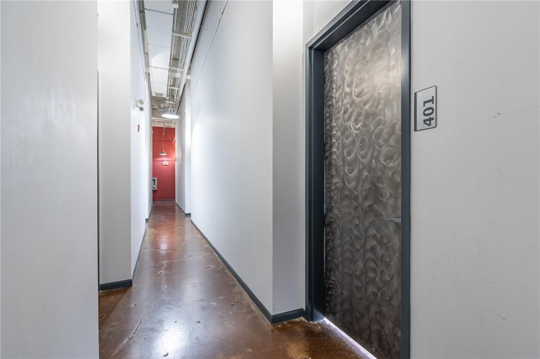 11 Rebecca Street, Unit #401, Hamilton, Ontario  L8R 3H7 - Photo 2 - H4200648