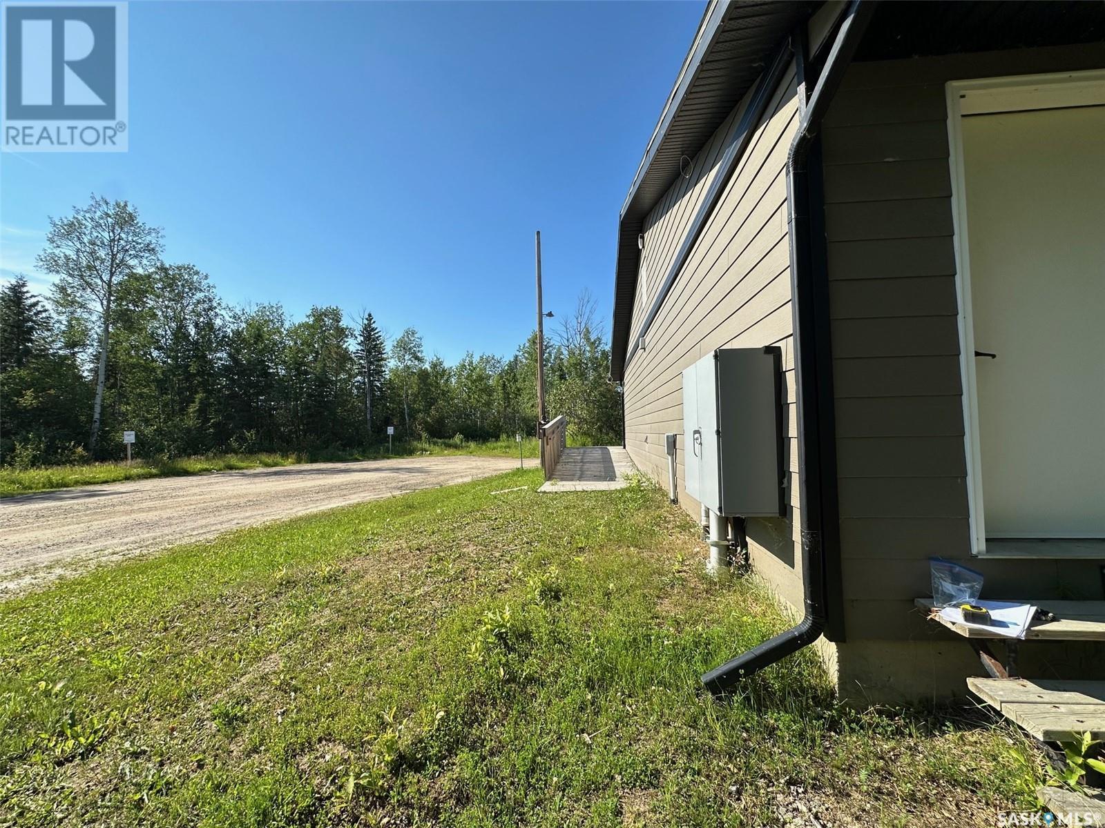 132 Mckay Street, La Ronge, Saskatchewan  S0J 1L0 - Photo 6 - SK977092