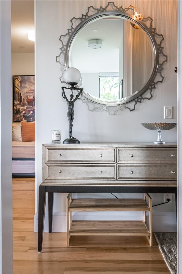 101 Locke Street S, Unit #304, Hamilton, Ontario  L8P 4A6 - Photo 5 - H4199877