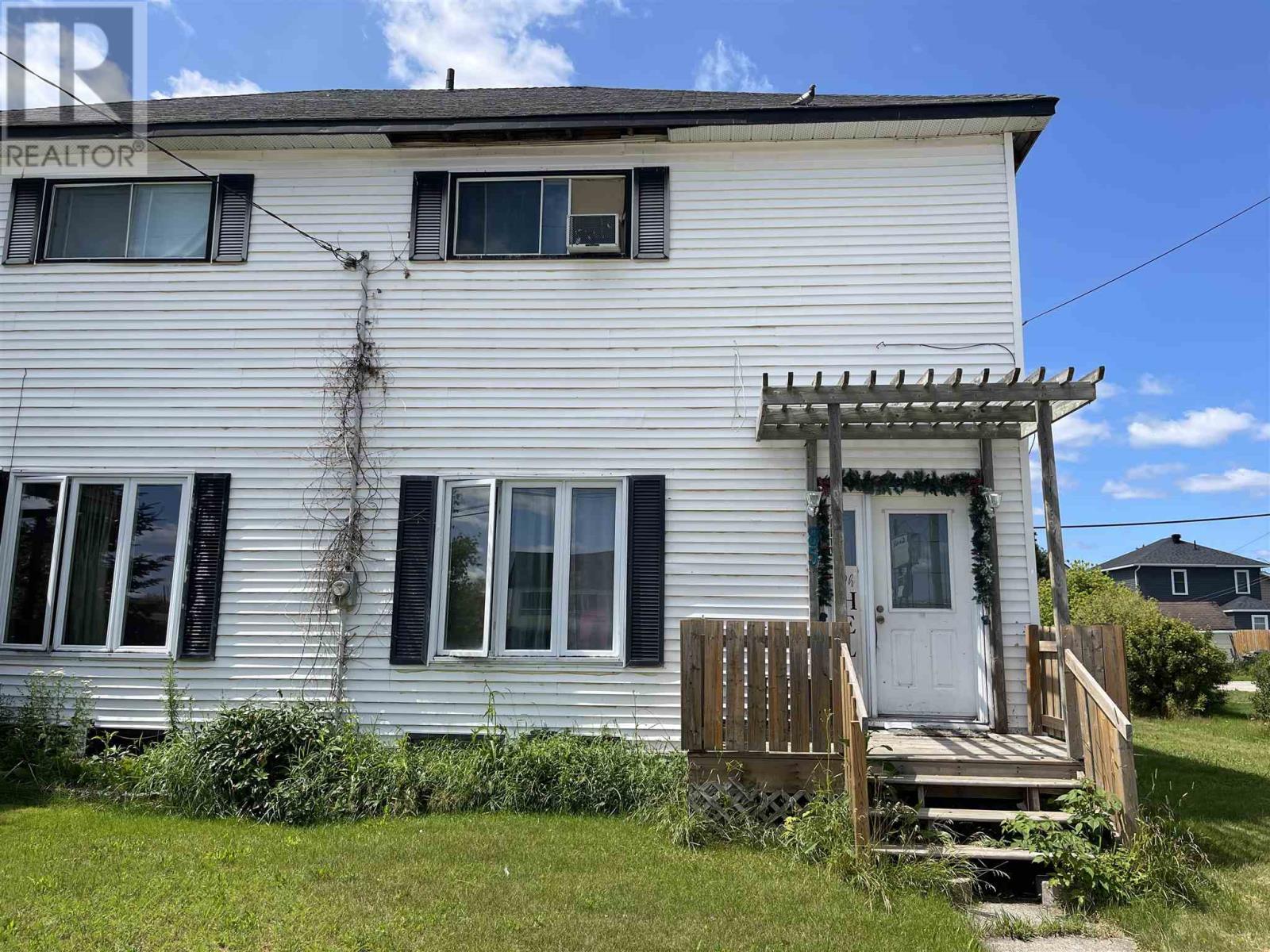 85 Monk St, Chapleau, Ontario  P0M 1K0 - Photo 1 - SM241830