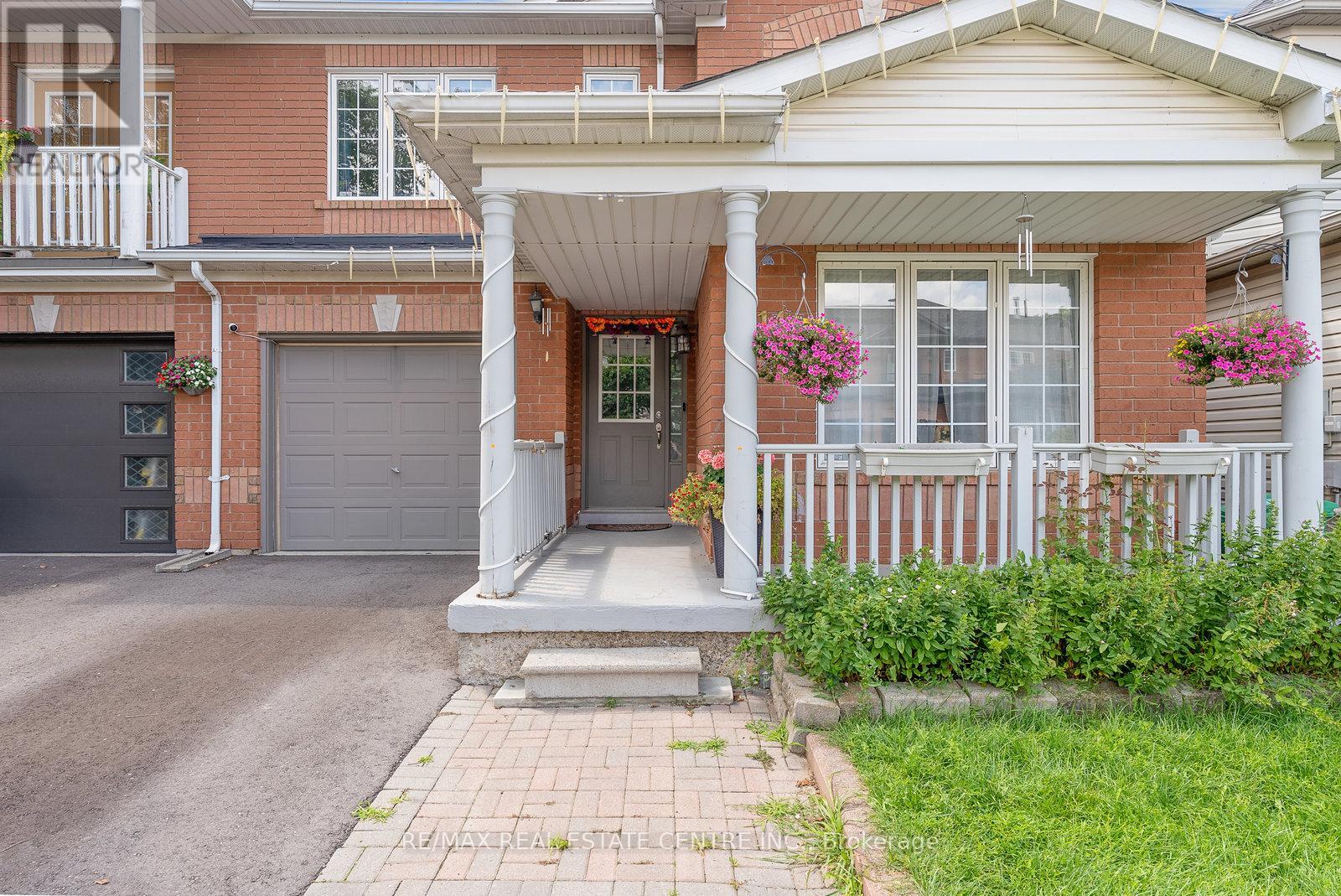 Upper - 114 Seaside Circle, Brampton (Sandringham-Wellington), Ontario  L6R 2G8 - Photo 2 - W9045243