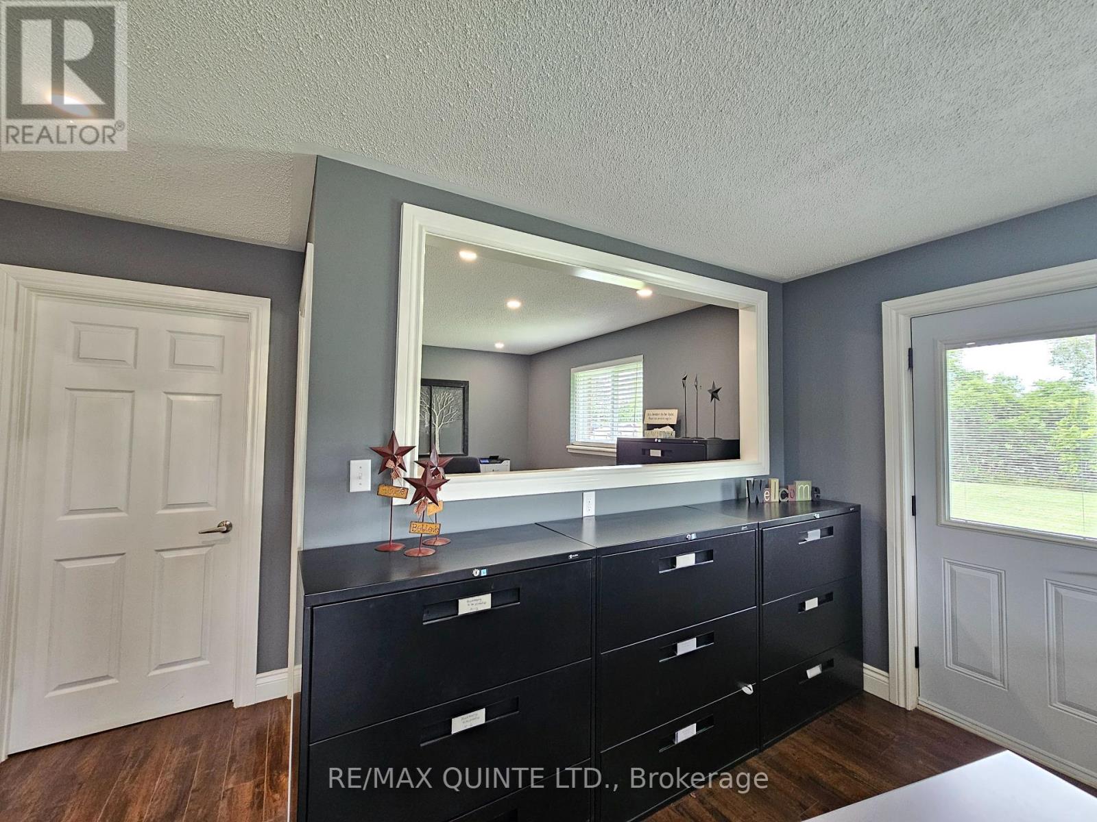1 Mcfarland Drive, Prince Edward County, Ontario  K0K 2T0 - Photo 11 - X9045093