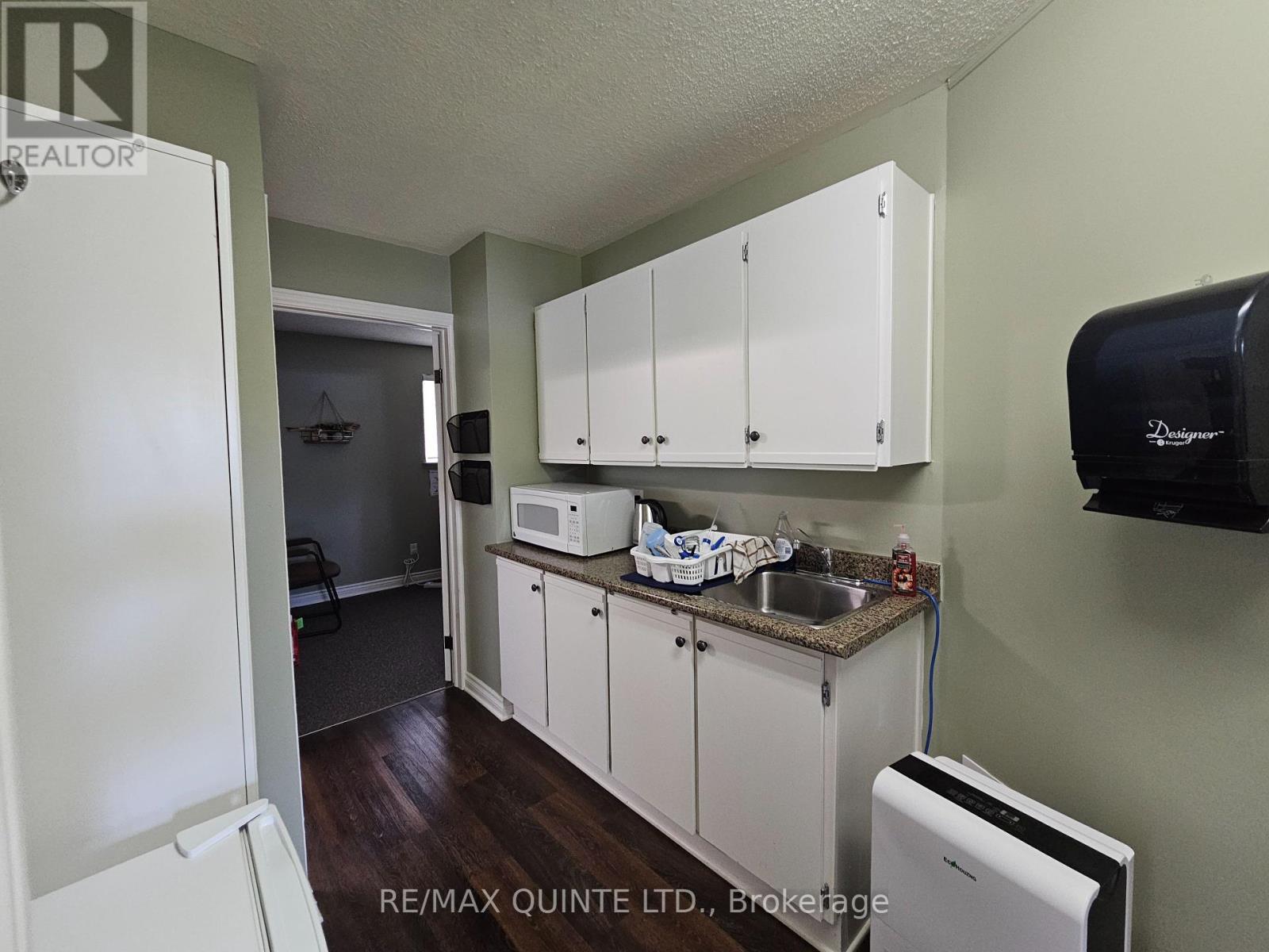 1 Mcfarland Drive, Prince Edward County, Ontario  K0K 2T0 - Photo 25 - X9045093